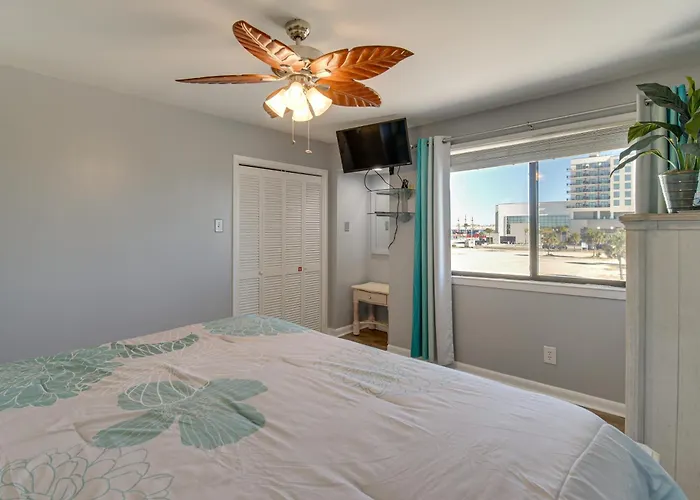 Holiday home Absolute Location! Heart Of Gulf Shores