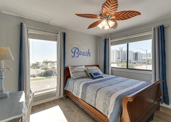 Absolute Location! Heart Of Holiday home