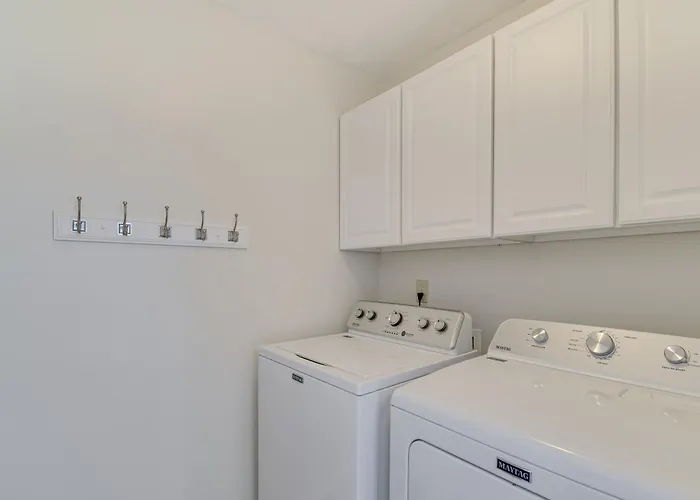 Absolute Location! Heart Of Gulf Shores